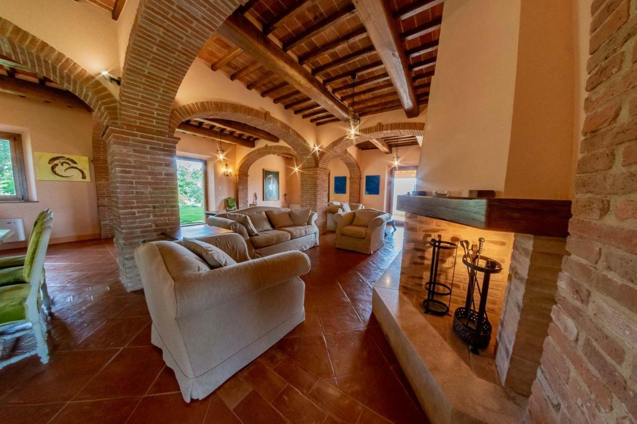 Villa Talosa Montepulciano Stazione エクステリア 写真